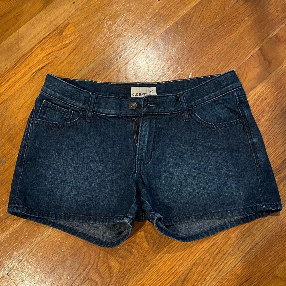 Cute jean shorts!